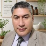 Dr. David Efraín Ponce Molina